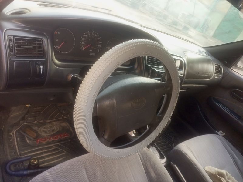 Thumbnail 2 of 1996 Toyota Corolla
